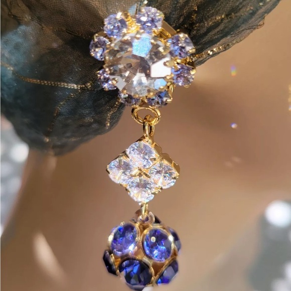 Vintage Designer Purple Crystal Clip-on Earrings - Picture 2 of 3